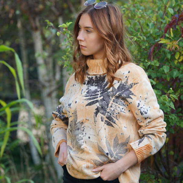Cotton turtleneck with natural ecoprint