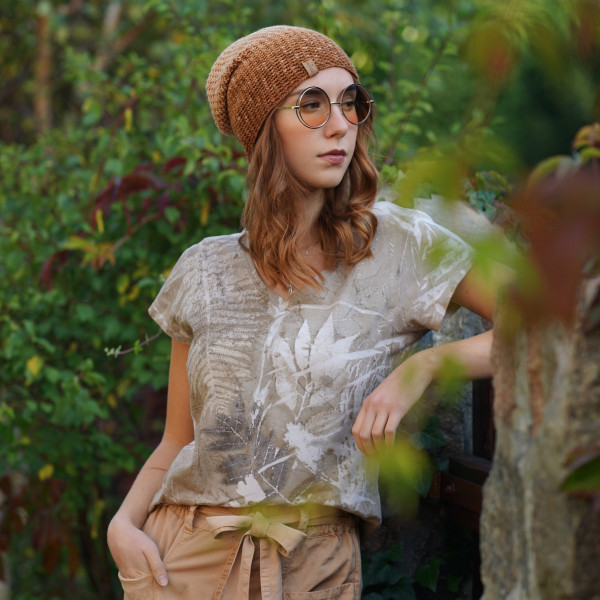 Cotton t-shirt with natural ecoprint