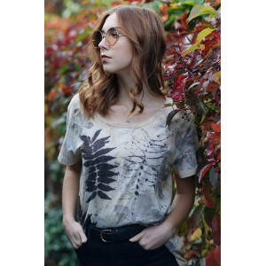 Cotton t-shirt with natural ecoprint