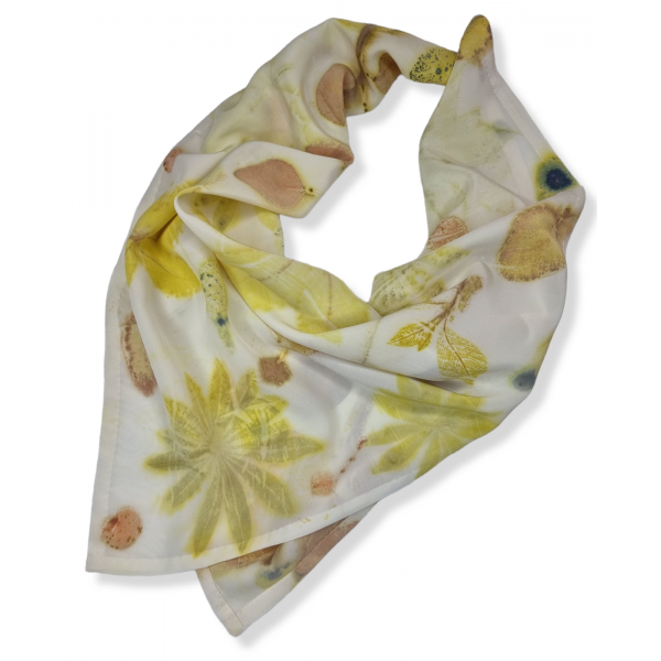 Apaszka jedwabna chustka farbowana roślinami