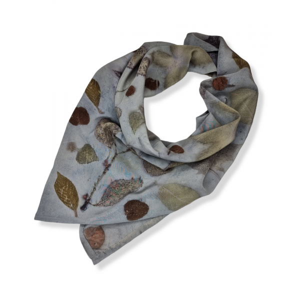 Apaszka jedwabna chustka farbowana naturalnie