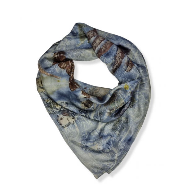 Apaszka jedwabna satyna farbowana naturalnie