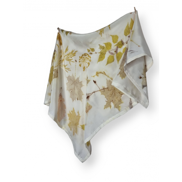 Apaszka jedwabna chustka farbowana roślinami