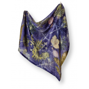 Apaszka jedwabna chustka farbowana roślinami ZAMÓW PODOBNE Apaszka jedwabna chustka farbowana roślinami ZAMÓW PODOBNE